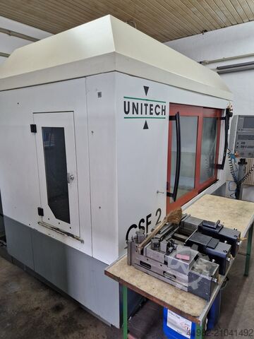 Horiz. Fahrständer Fräsmaschine UNITECH CFS 2