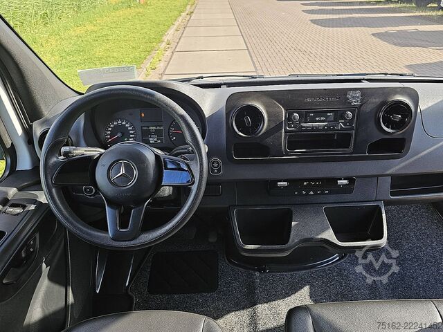 Bakwagen MERCEDES-BENZ SPRINTER 315 Bakwagen Laadklep!