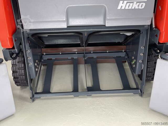 Pometač Hako Sweepmaster Jonas 980V Generalüberholt mit 6 Monaten Garantie