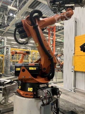 Robot przemysłowy KUKA KR 240 L210-2 2000 Ser.nr. 913923