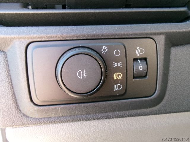 Furgoneta FORD Custom 300 L1H1 Trend LED Kamera NEUES MODELL