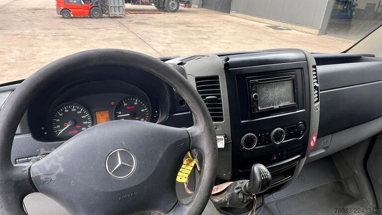 Pallbíll Mercedes-Benz Sprinter 519 (3.0 V6 / BELGIAN VAN / EURO 5 / M...