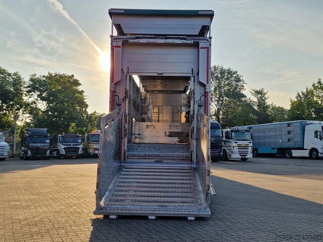 Szarvasmarha-szállítás Pezzaioli SBA31 SR - NEW - 3+4 Floor - lift axle - liftin...