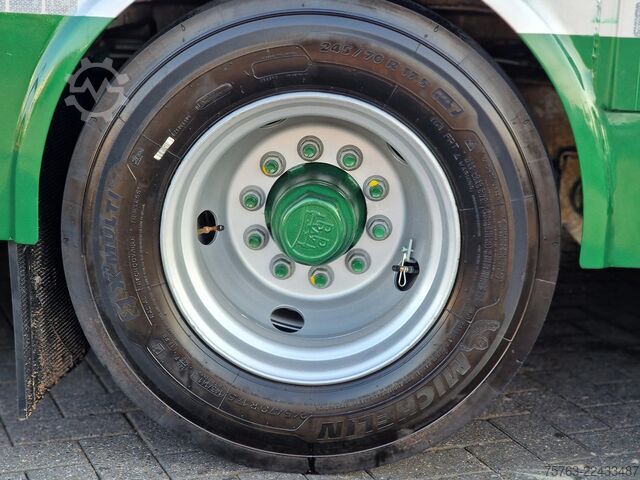 গবাদি পশু পরিবহন Pezzaioli SBA31 SR - NEW - 3+4 Floor - lift axle - liftin...