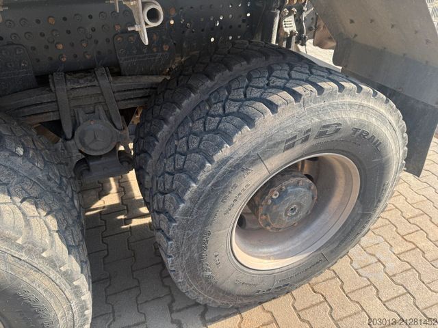 Tipper truck MERCEDES-BENZ Arocs 4145 8X6 Kipper Schwarzmüller