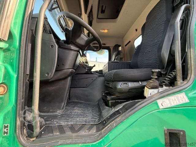 Three-sided tipper truck MERCEDES-BENZ Arocs 4145 8X6 Kipper Schwarzmüller