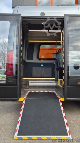 Microbuz MERCEDES-BENZ Sprinter 517 Heckniederflur Vorlauffahrzeug