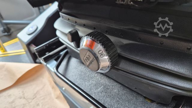 Microbuz MERCEDES-BENZ Sprinter 517 Heckniederflur Vorlauffahrzeug