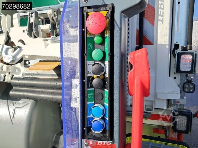 Garbage truck DAF XD 340 6X2 FAN Day Cab - Olympus Hecklader 21W -