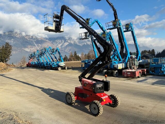 Ključavničasto teleskopsko platformo Manitou ManGo12