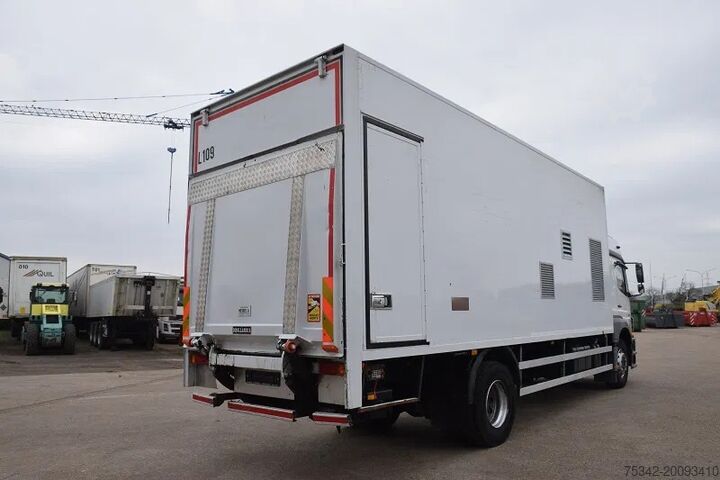 Maleta Mercedes-Benz Axor 1824