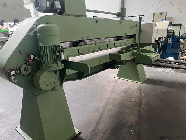 Finérkutter Kuper Hymmen AS 220
