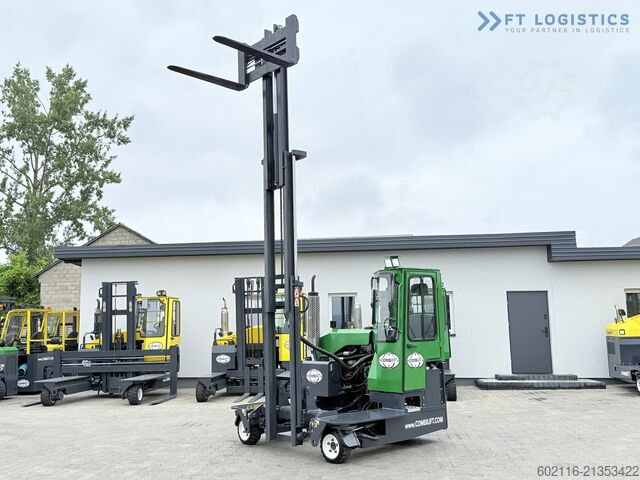 Dört yollu forklift Combilift C3000 DIESEL TRIPLEX 4900 POSITIONER