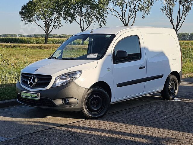 Kofer MERCEDES-BENZ CITAN 108 CDI LONG Navi Airco NAP!