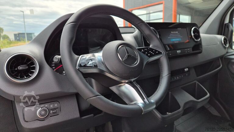 Furgoneta de caja alta MERCEDES-BENZ Sprinter III Kasten  519 CDI RWD 4x 4 Allrad