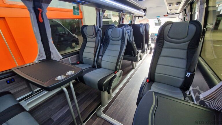 Minibús MERCEDES-BENZ 519 Sunset S 4 Ferqui Chasis 907 Vorlauffahrzeug