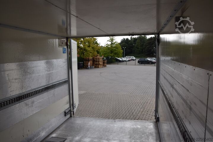 Box van Iveco Daily  35 S18 Koffer Automatik ACC Luftfederung