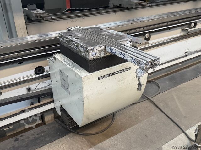 Presa për lakim LVD PPEB-500/61