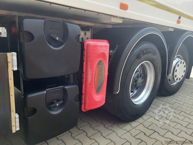 Smetiarske vozidlo Renault D26 WIDE