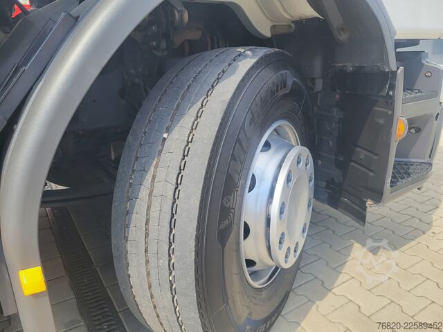 Smetiarske vozidlo Renault D26 WIDE