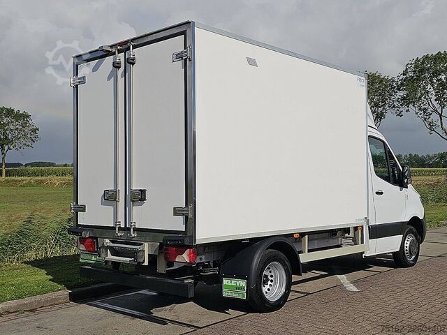Kyldelastbil MERCEDES-BENZ SPRINTER 516 Koelwagen Automaat!