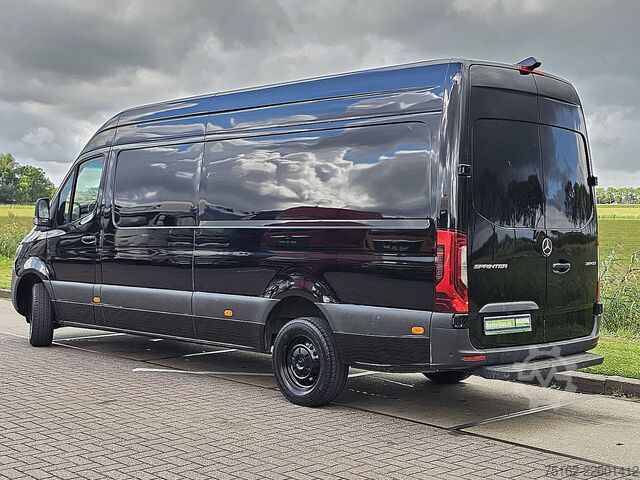 ハイルーフステーションワゴン MERCEDES-BENZ SPRINTER 319 L3H2 Maxi LED Mbux10