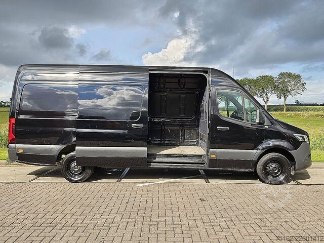 ハイルーフステーションワゴン MERCEDES-BENZ SPRINTER 319 L3H2 Maxi LED Mbux10