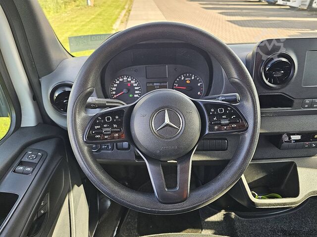 Ferðatösku MERCEDES-BENZ SPRINTER 314