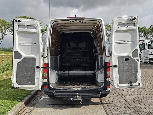 Stationbíll með háu þaki VW CRAFTER 2.0