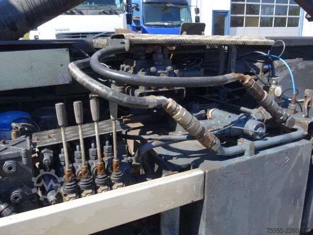 Hook arm system MAN TGA 33.430 waf hooklift,VOOR5.50 METER CONTAINE...