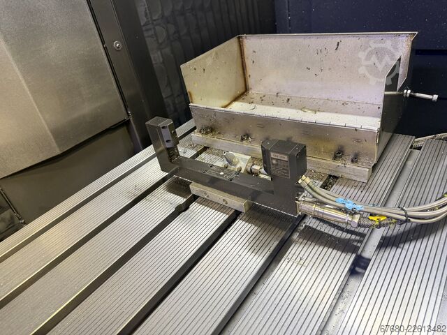 Centro de maquinagem vertical cnc de 5 eixos DMG DMF 260-11