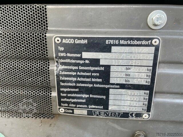 Traktor Fendt 309 mit Frontlader