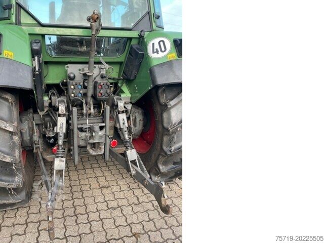 Traktor Fendt 309 mit Frontlader