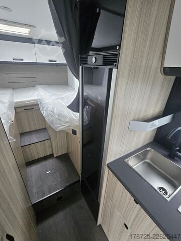 Autocaravana semi-integrada Sun Living C 70DL 26 X-Tra in Grau Ford 165 PS