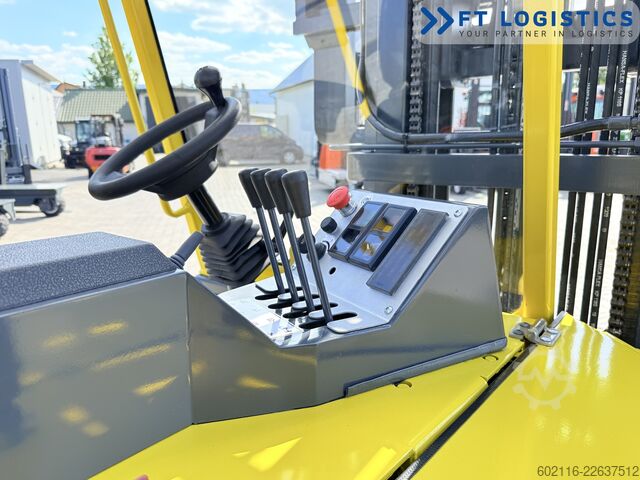 Chariot élévateur multidirectionnel Combilift CB3000 DIESEL TRIPLEX 5500 FREE-LIFT