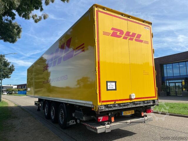куфар Kögel SKH24 2T d'Hollandia Lift / Lift-Axle / NL Trai...