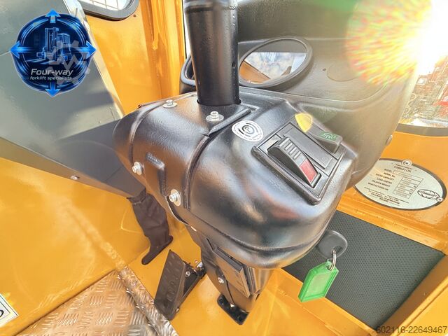 Fireveis truck Combilift C5000SL DIESEL TRIPLEX 6100 POSITIONER