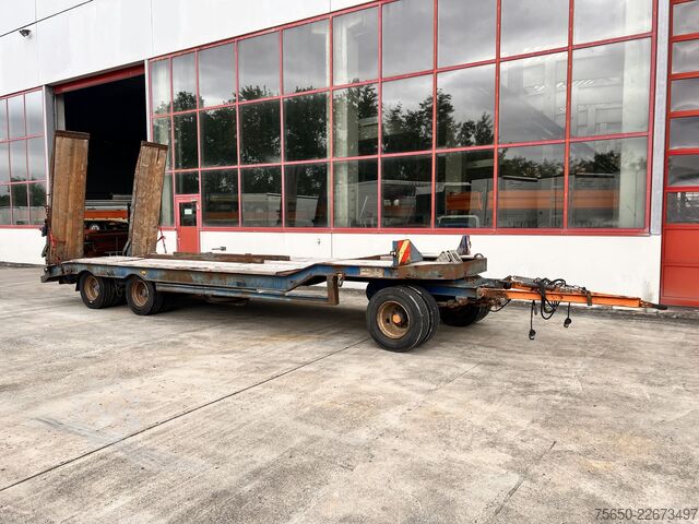 Tieflader Anhänger Müller-Mitteltal T3  3 Achs Tieflader mit ABS