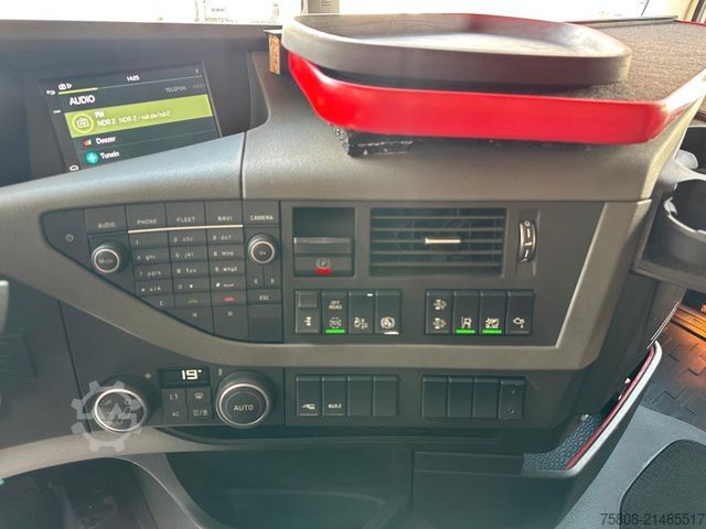 Standartinis vilkikas VOLVO FH460 2- Hydraulik PTO Globetrotter I-Park ACC