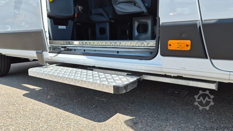 Minibuss Opel Movano Lord light Lagerfahrzeug Stock 18 SS