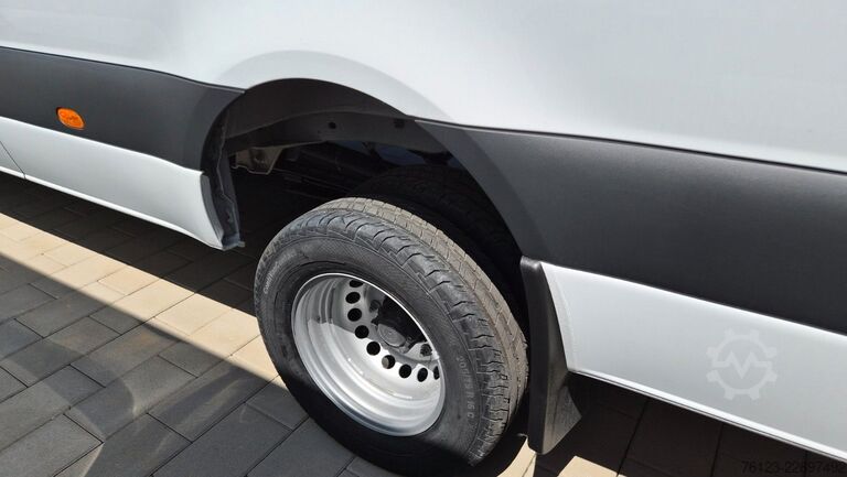 Komercijalno vozilo sa visokim krovom MERCEDES-BENZ Sprinter III Kasten  519 CDI RWD 4x 4 Allrad