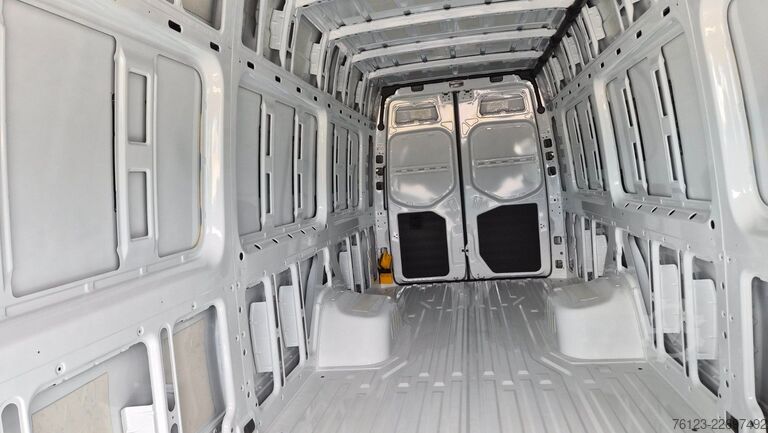 Komercijalno vozilo sa visokim krovom MERCEDES-BENZ Sprinter III Kasten  519 CDI RWD 4x 4 Allrad