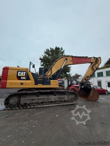 รถขุดตีนตะขาบ CATERPILLAR 330