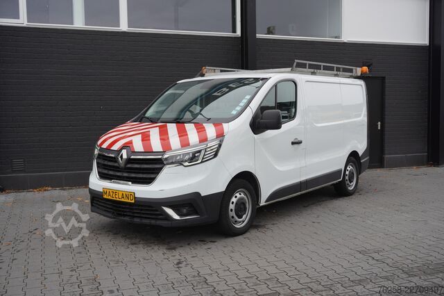 Bestelwagen Renault Trafic 2.0 Blue dCi 130PK EURO 6 - Airco - Navi...