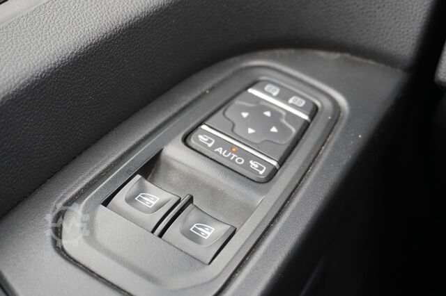 Bestelwagen Renault Trafic 2.0 Blue dCi 130PK EURO 6 - Airco - Navi...