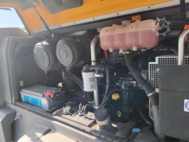 Piestový kompresor Atlas Copco XAS 188-14 PACE, Stage V