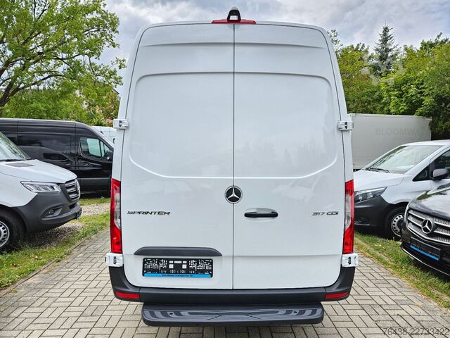 প্যানেল ভ্যান MERCEDES-BENZ Sprinter 317 CDI 59°°°km|9G|LED|ÖL+REIFEN+TÜVneu