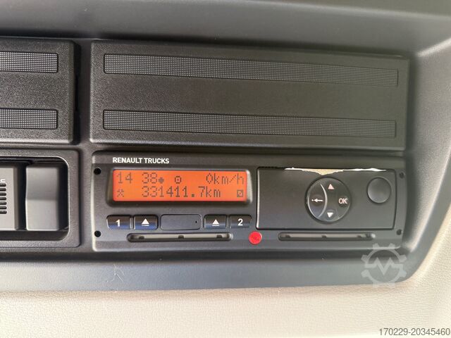 شاحنة بصندوق ثابت Renault d 12