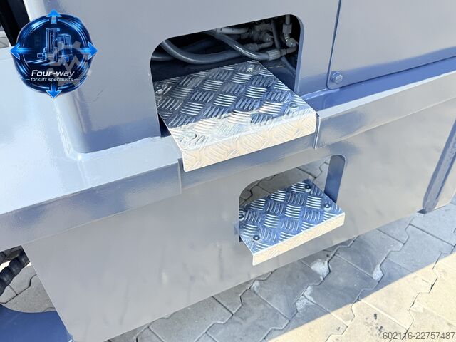 Carretilla retráctil de 4 vías Combilift C6000 DUPLEX 4,7 DIESEL FORK POSITIONER