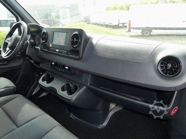Komercijalno vozilo sa visokim krovom Mercedes-Benz Sprinter 317 Maxi,9GTronic,MBUX,Kamera,Klima